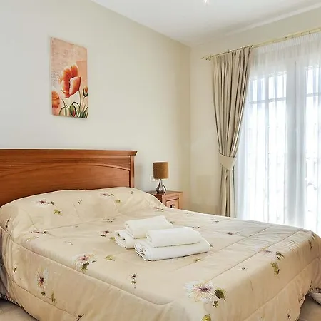 Yulia Villa